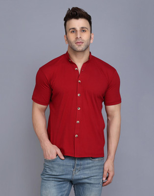 Fascista Men Solid Casual Maroon Shirt