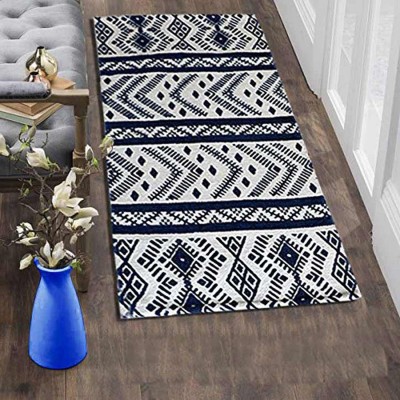 The Home Talk White, Blue Cotton Area Rug(2 ft,  X 3 ft, Rectangle)