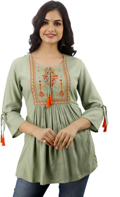 DMP EXPORT Party 3/4 Sleeve Embroidered Women Light Green Top