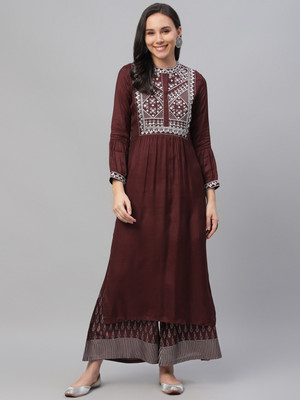 LIBAS Women Embroidered Straight Kurta(Maroon)