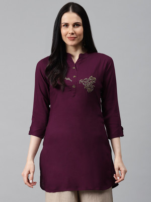 JC4U Women Embroidered Straight Kurta(Maroon)