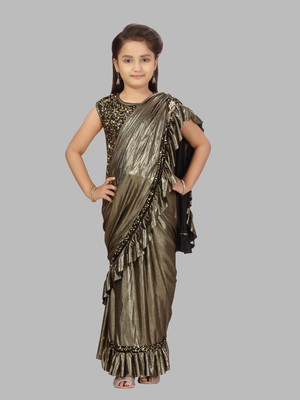 Aarika Embellished Fashion Velvet Saree(Gold)
