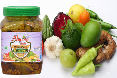 Natural Taste Chatpata Homemade Masalo Se Bana Maa Ka Hath Ka Mix Vegetable Pickle (800 grams) Mixed Vegetable Pickle(800 g)