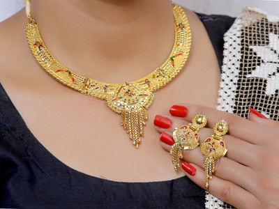 Laksh Alloy Gold-plated Multicolor Jewellery Set(Pack of 1)