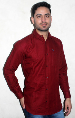 DIVINE Men Solid Casual Maroon Shirt