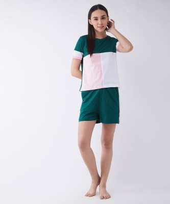 Miss Chase Solid Women Round Neck Green T-Shirt