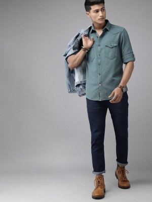 Roadster Men Solid Casual Blue Shirt