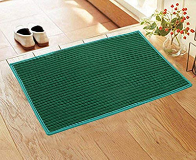KUBER INDUSTRIES Microfiber Door Mat(Green, Medium)