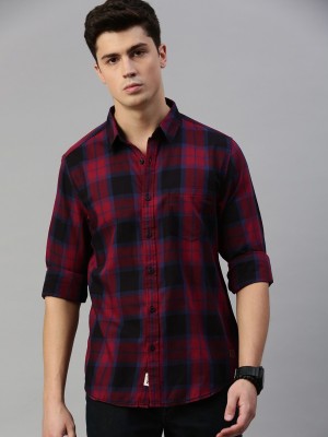 Roadster Men Checkered Casual Maroon Shirt