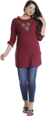 JC4U Women Embroidered Straight Kurta(Maroon)