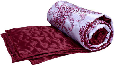 Chelsi Self Design Double Quilt for  Heavy Winter(Microfiber, Red)