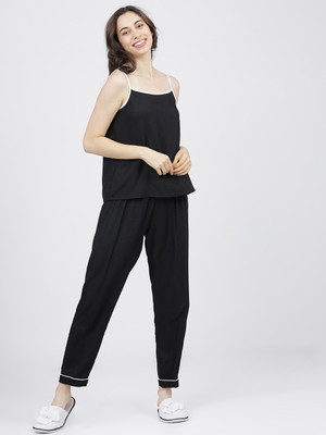 Tokyo Talkies Women Printed Black Top & Pyjama Set