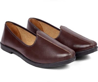 jayman punjabi jutti :: nagra :: nagra shoes :: kurta shoes :: shoes for kurta pajamas :: juti :: jalsa :: mojari::clarks::kurta shoes::wedding shoes::mojadi::juti Jutis For Men(Maroon)