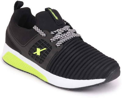 25% OFF on SPARX Men SM-610 Black Neon 