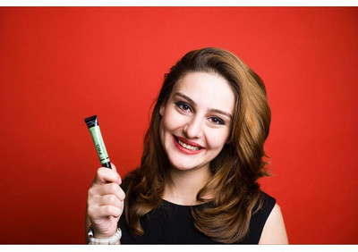 REIMICHI Full High Coverage HD Finish Color Corrector Greenish Pro  Concealer(GREEN, 8 g)
