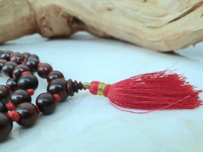 Maharishia Pure Red Sandalwood (Lal Chandan Mala), Original 108 Beads Hand Knotted Meditation, Japa, Tibetian Mala Wood Chain