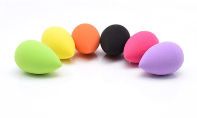 AVTY Makeup Sponge Blender Set of 6 Non Latex, Soft, Multi-colored Foundation Blending Sponges for Cream, Powder and Liquid (Teardrop - Multicolor)