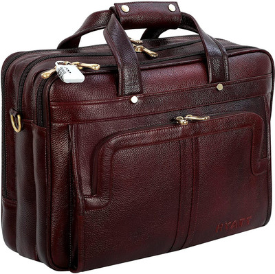 RICHSIGN Men Brown Messenger Bag