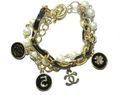 60% OFF on CRUNCHY FASHION Alloy Bracelet 60% OFF on CRUNCHY FASHION Alloy Bracelet