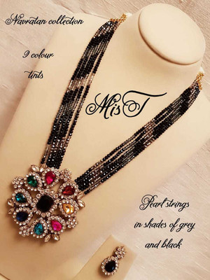 White pearl Alloy Gold-plated Black, Copper Jewellery Set(Pack of 1)