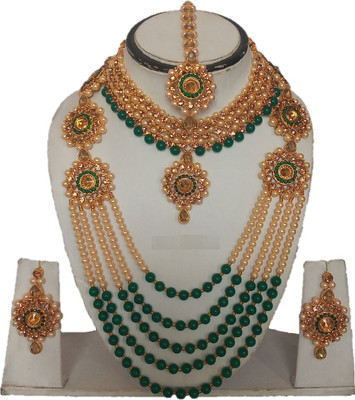Valusha Alloy Gold-plated Green Jewellery Set(Pack of 1)