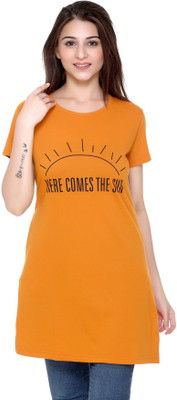plush Graphic Print Women Round Neck Gold T-Shirt