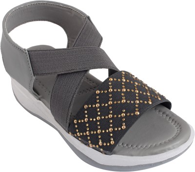 Stepee Girls Slip-on Wedges(Multicolor , 5 - 6 Years)