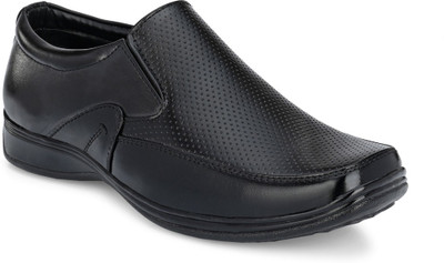 GUAVA GV15JA738 Slip On For Men(Black , 6)