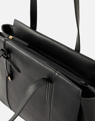 ACCESSORIZE LONDON Women Black Handbag