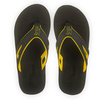 STYLE HEIGHT Men Flip Flops(Black , 10)