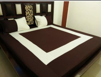 Balaji Boutique 350 TC Cotton Double Solid Fitted (Elastic) Bedsheet(Pack of 1, Brown)
