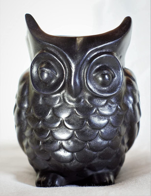 Inara Creation Owl Ashtray for Home Office and Bar Black Polyresin Ashtray(Pack of 1)