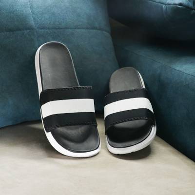New fashion chappal shop boy