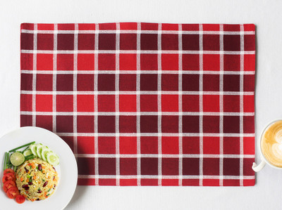 AIRWILL Rectangular Pack of 4 Table Placemat(Red, Cotton)
