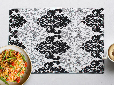 AIRWILL Rectangular Pack of 4 Table Placemat(Black, White, Cotton)