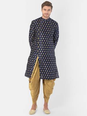 DEYANN Men Kurta and Patiala Set