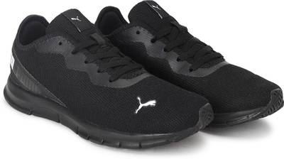 Hustle V2 Running Shoes For Men  (Black)