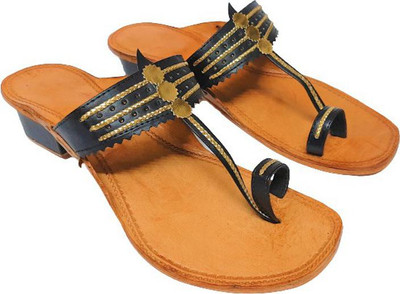 Kolhapuri Women Heels(Black, Gold , 5)
