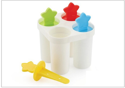 PuthaK Multicolor Plastic Ice Cube Tray(Pack of1)