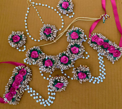 Arihant Shop Fabric Pink, White, Gold, Green Jewellery Set(Pack of 1)