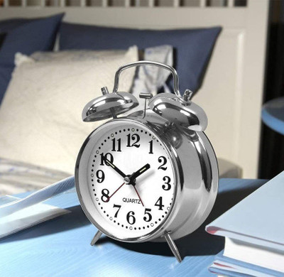 Twixxle Analog Silver Clock
