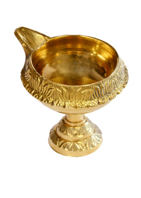 Poojan Paatr Brass Kuber Diya with Stand/Traditional Puja Diya Lamp with Stand/Pooja Lamp – Set of 1. Brass Table Diya(Height: 3 inch)