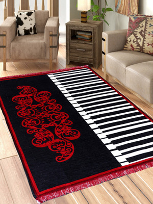 Linen Basics Red Chenille Runner(5 ft,  X 7 ft, Rectangle)