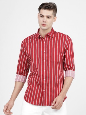 HIGHLANDER Men Printed Casual Red Shirt