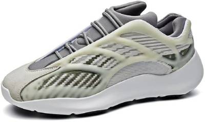Mr shoes top yeezy 700