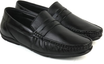 BRATVA Loafers For Men(Black , 8)