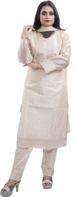 DRESSED UP DIVAS Women Kurta Pant Set
