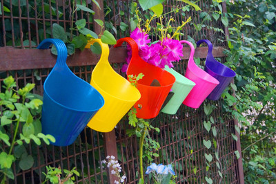Asian Aura Plastic Hanging Hook Railing Planter Flower Pot Plant Container Set(Pack of 4, Plastic)