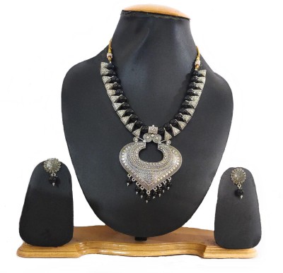 Pari Collection Metal, Mother of Pearl, Alloy Black, Silver Jewellery Set(Pack of 1)