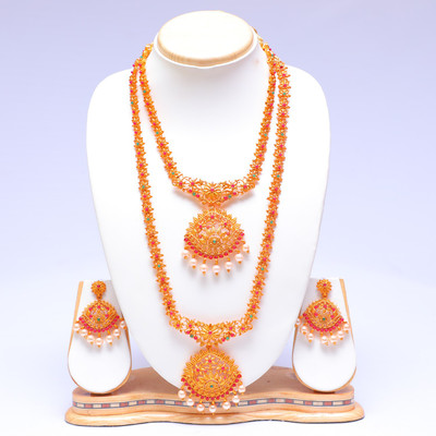 Ethnicking Brass, Copper, Alloy Gold-plated Green, Maroon Jewellery Set(Pack of 1)